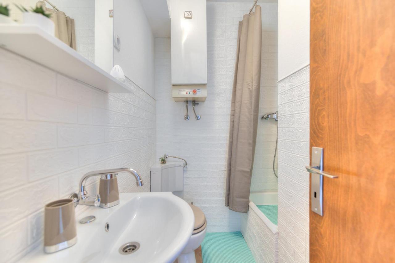 Apartman More Apartment เซนญ์ ภายนอก รูปภาพ