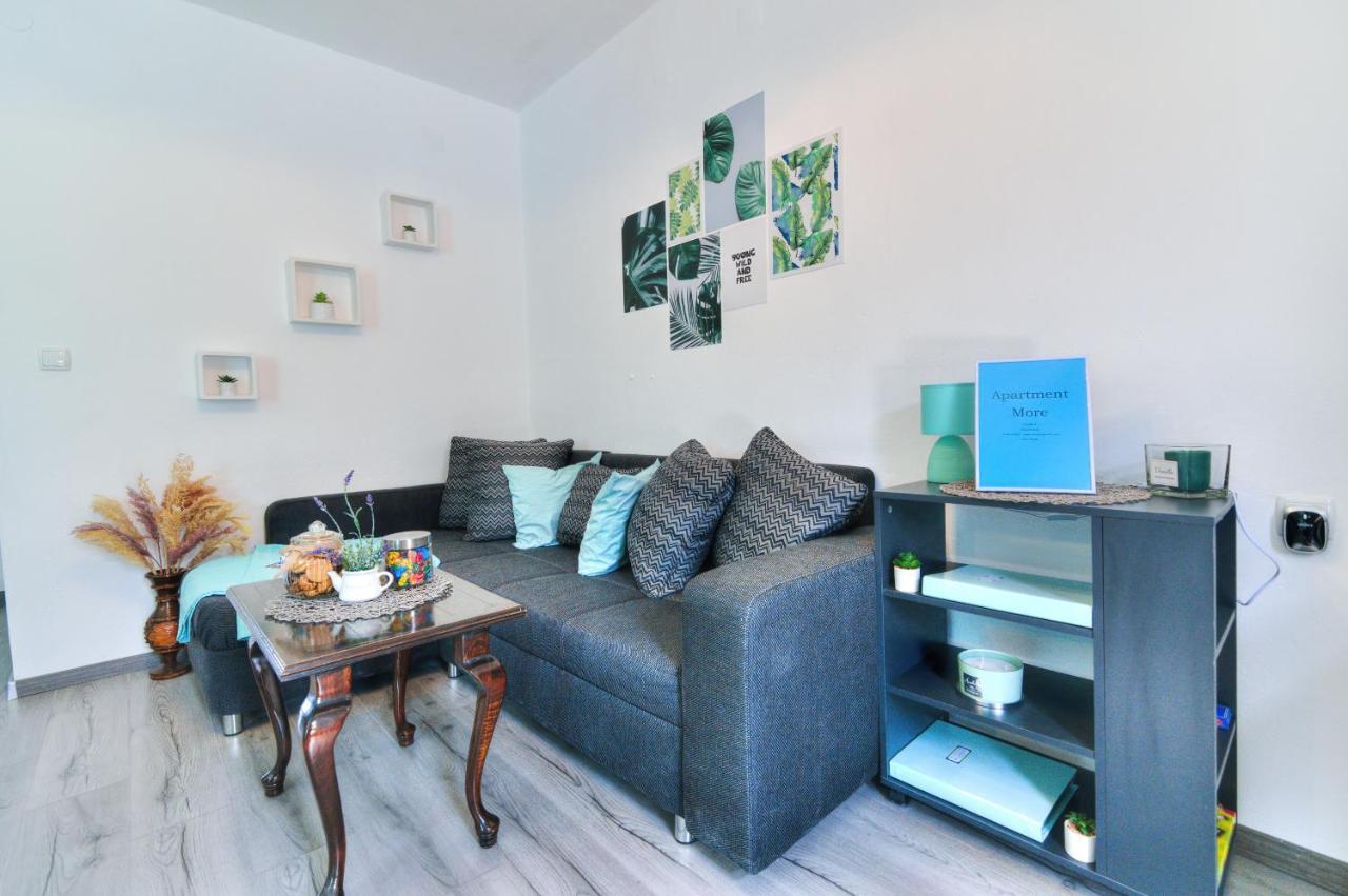 Apartman More Apartment เซนญ์ ภายนอก รูปภาพ